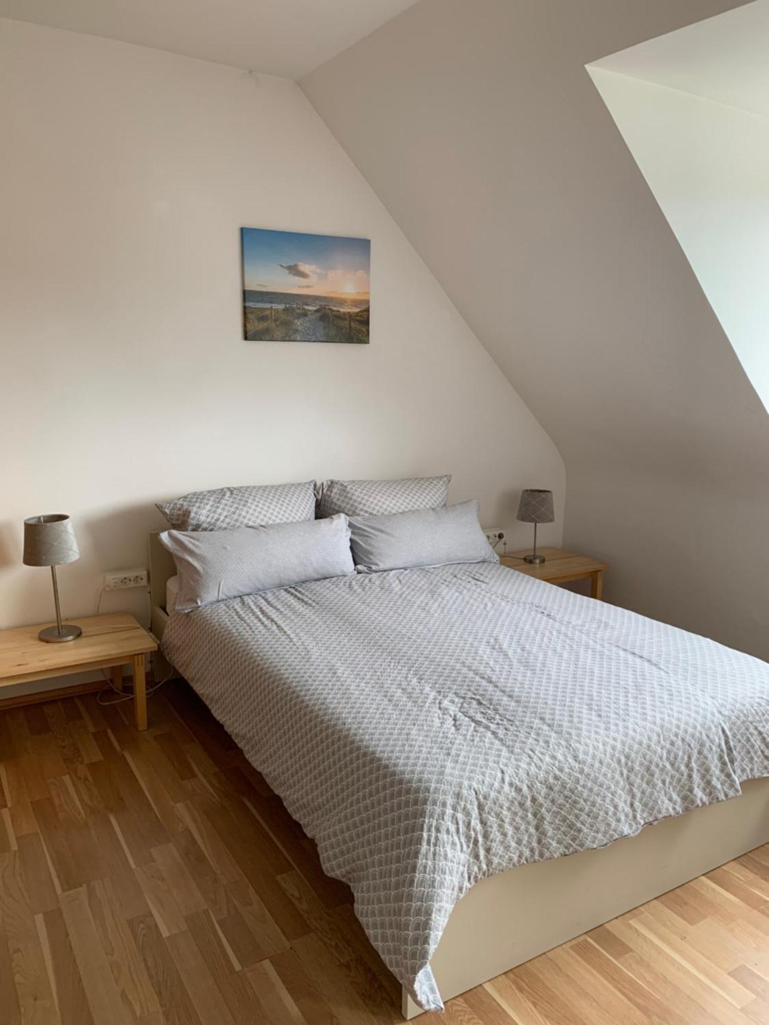 Ferienwohnung Mit Garten In Koeln Экстерьер фото