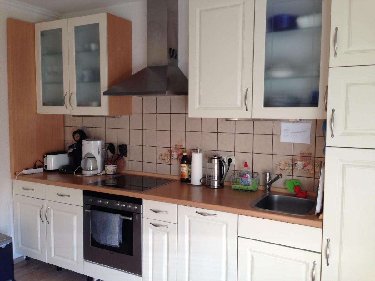 Ferienwohnung Mit Garten In Koeln Экстерьер фото